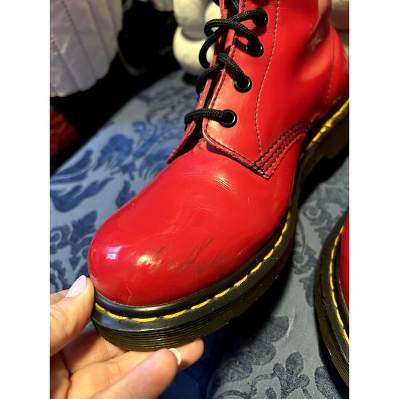 Dr Martens Fire Engine Candy Apple Red Patent Leather Size 9/EU 41 - Picture 5 of 9